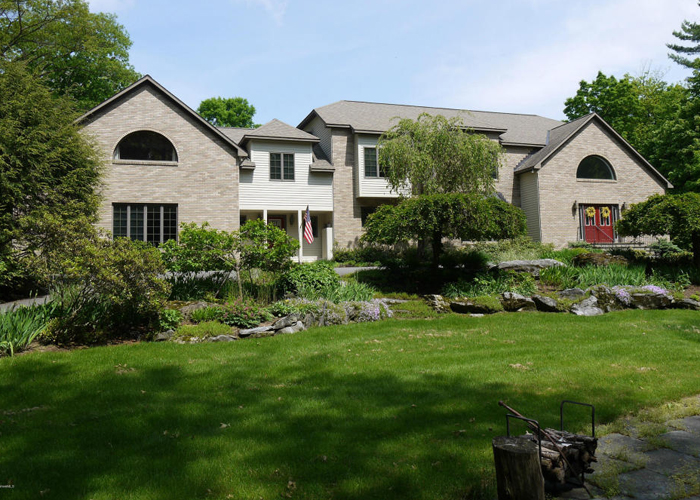 Country Contemporary Home, Richmond MA, TUCKER WELCH PROPERTIES